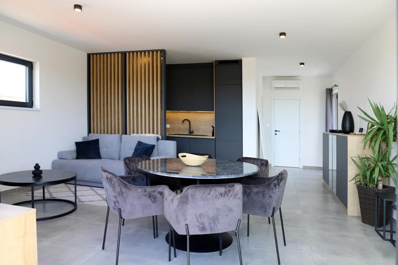 Apartments Terra Sun With Private Pool Or Jacuzzi 奈维斯 外观 照片